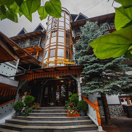 Pensiunea Meteora Suceava Ngoại thất bức ảnh